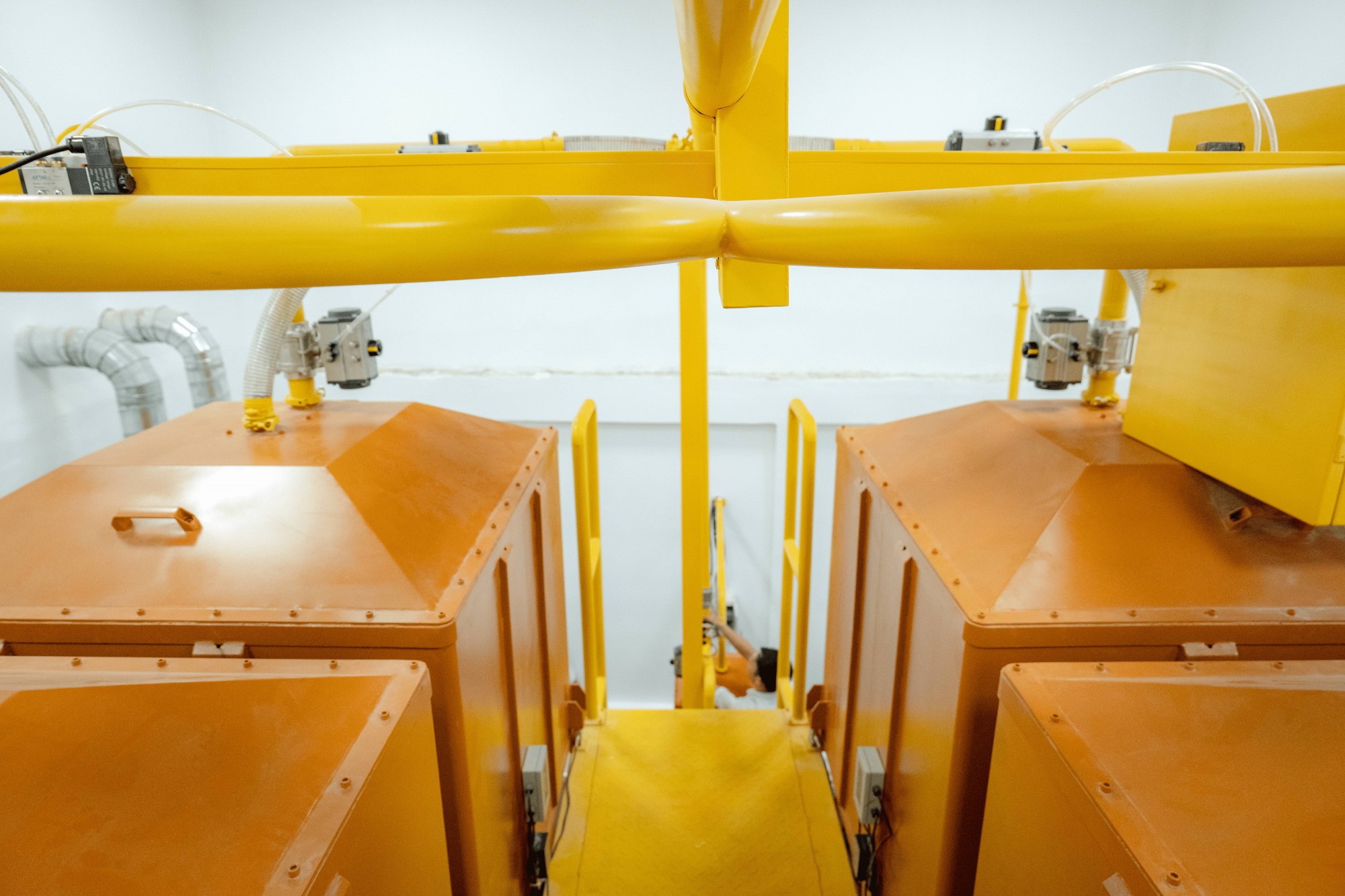 Hệ thống silo lưu trữ cà phê sau rang trong dự án hệ thống 15kg Đồng Nai